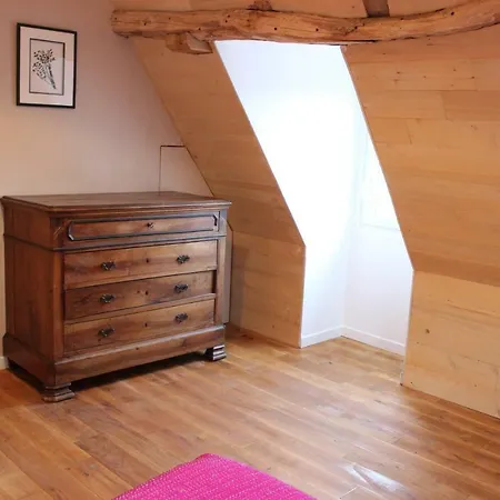La Petite Vallee Hébergement de vacances Rouffignac-Saint-Cernin-de-Reilhac